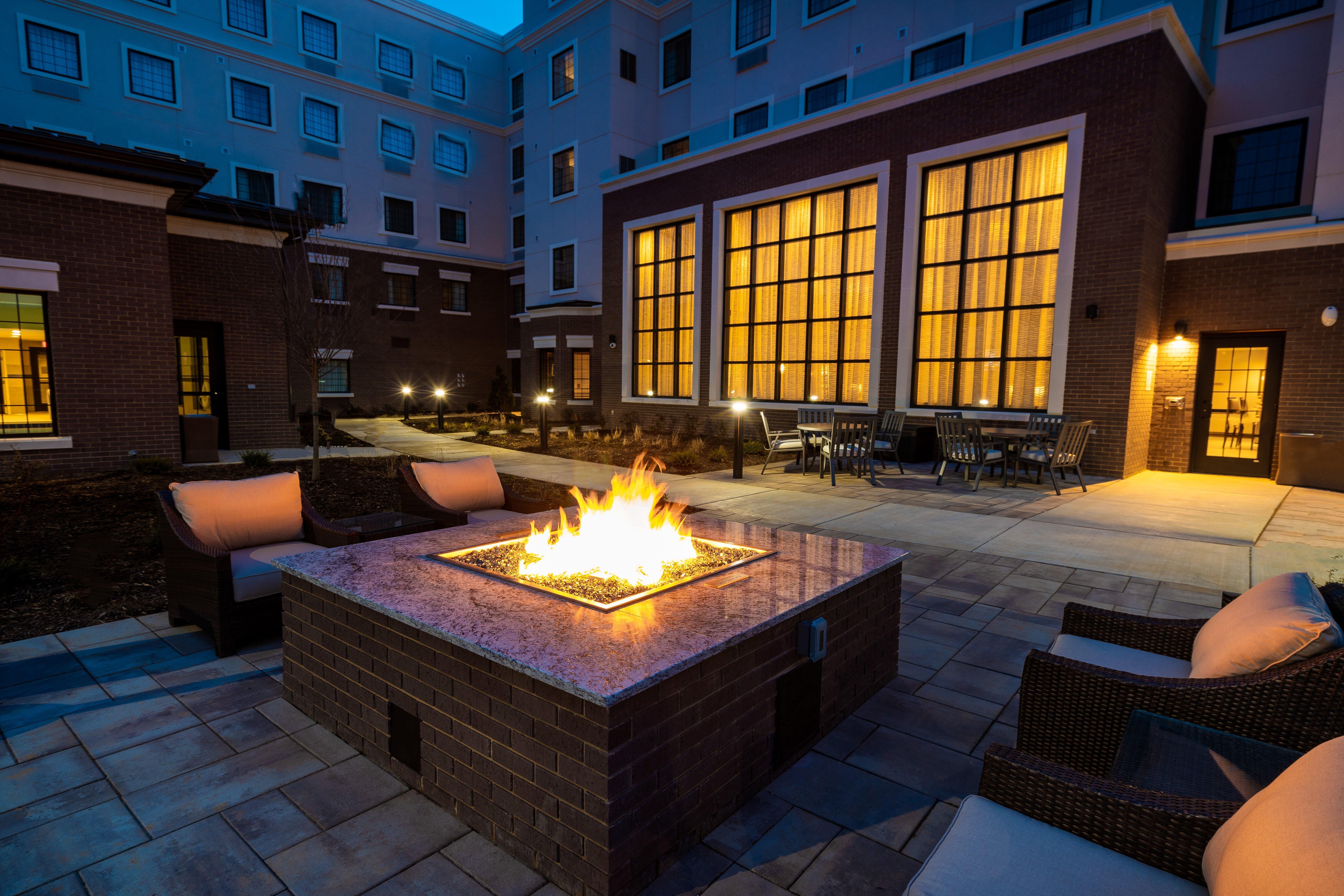 Staybridge Suites - Washington Dc East - Largo By Ihg Lake Arbor Bagian luar foto